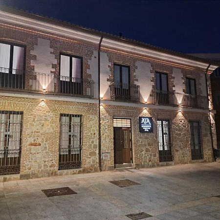 Apartamentos Turisticos Avila Puerta De San Vicente 0-2 Exterior foto